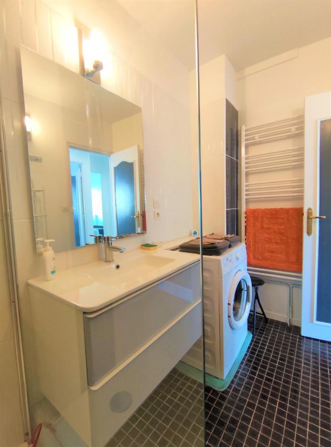 לה רושל Appartement T3 Lumineux Et Tout Confort De 72 M2 Avec Parking Privatif מראה חיצוני תמונה