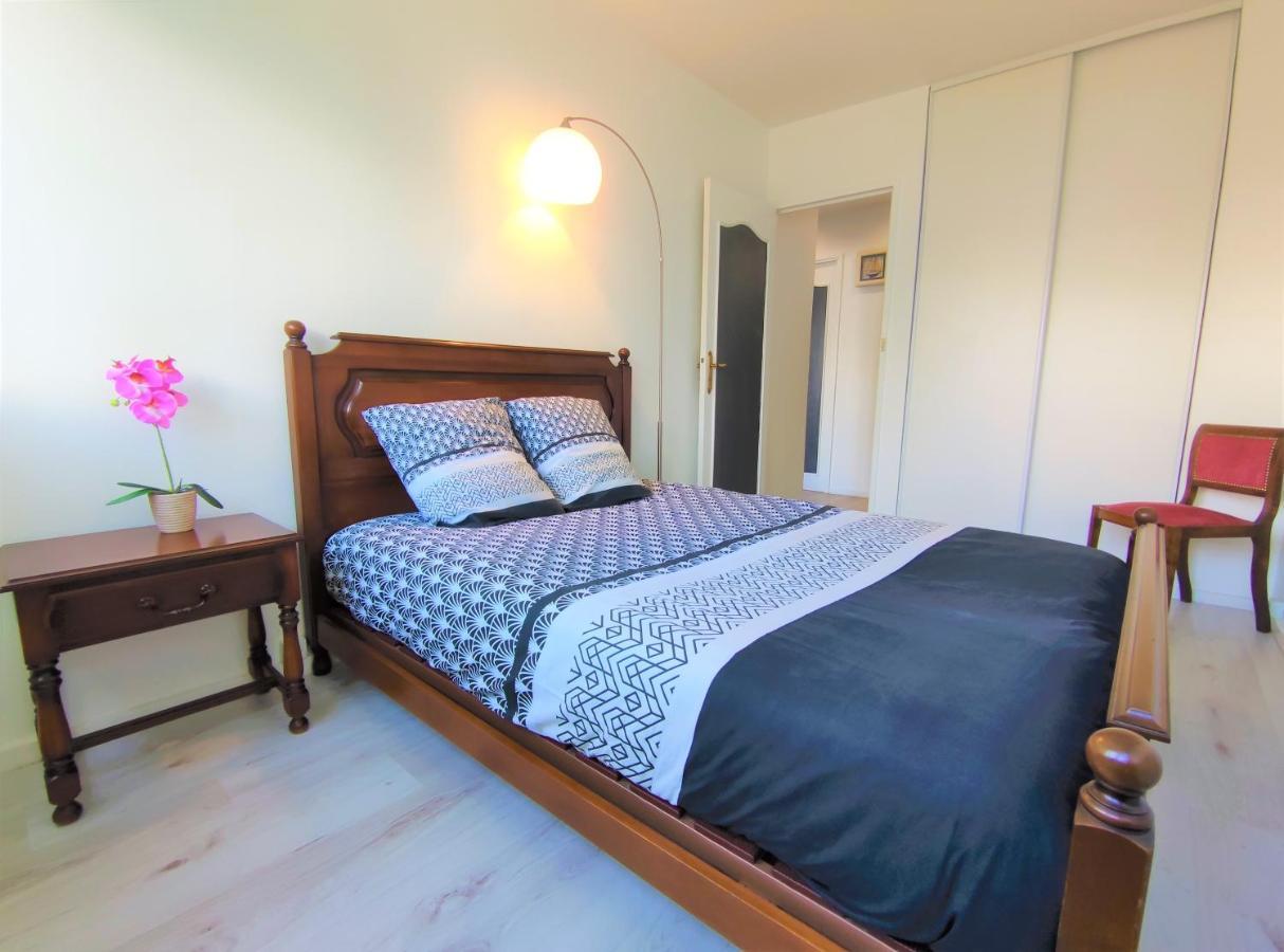 לה רושל Appartement T3 Lumineux Et Tout Confort De 72 M2 Avec Parking Privatif מראה חיצוני תמונה