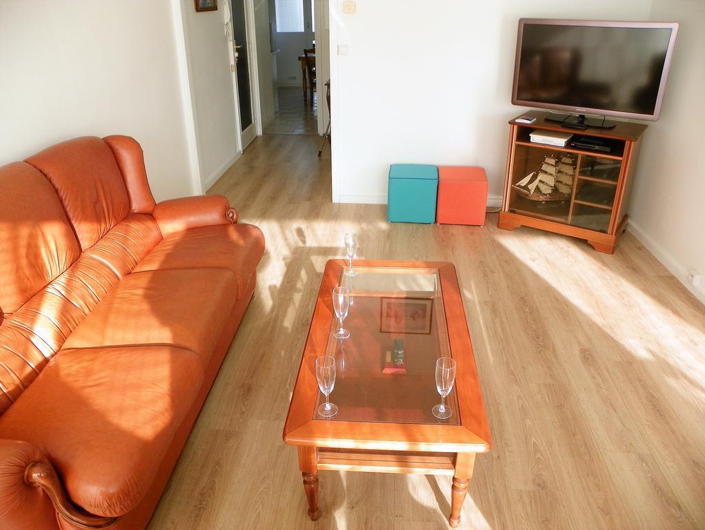 לה רושל Appartement T3 Lumineux Et Tout Confort De 72 M2 Avec Parking Privatif מראה חיצוני תמונה